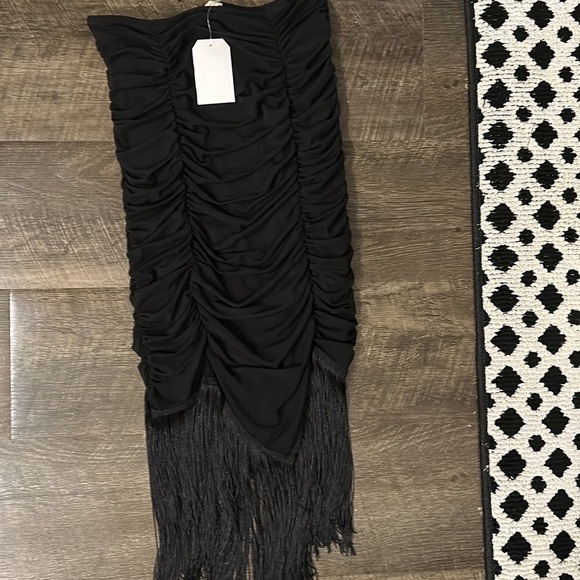 NEW - Elegant Black Midi Skirt with Fringe - Size Large - Picture 2 of 2